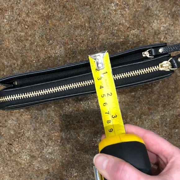 Kate Spade Wallet - Picture 6 of 6